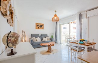 Foto 1 - Apartamento de 1 habitación en Saint-Raphaël con piscina y vistas al mar