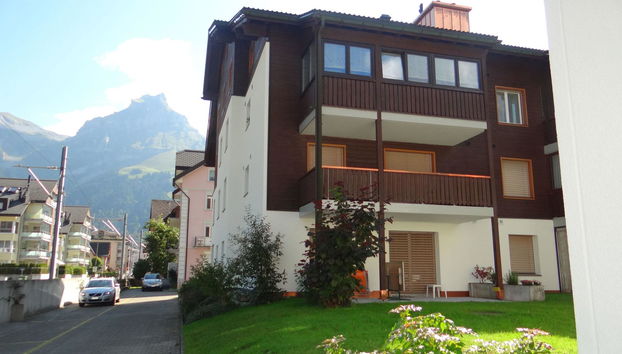 Apartment mit 2 Schlafzimmern in Engelberg mit garten - Foto 2