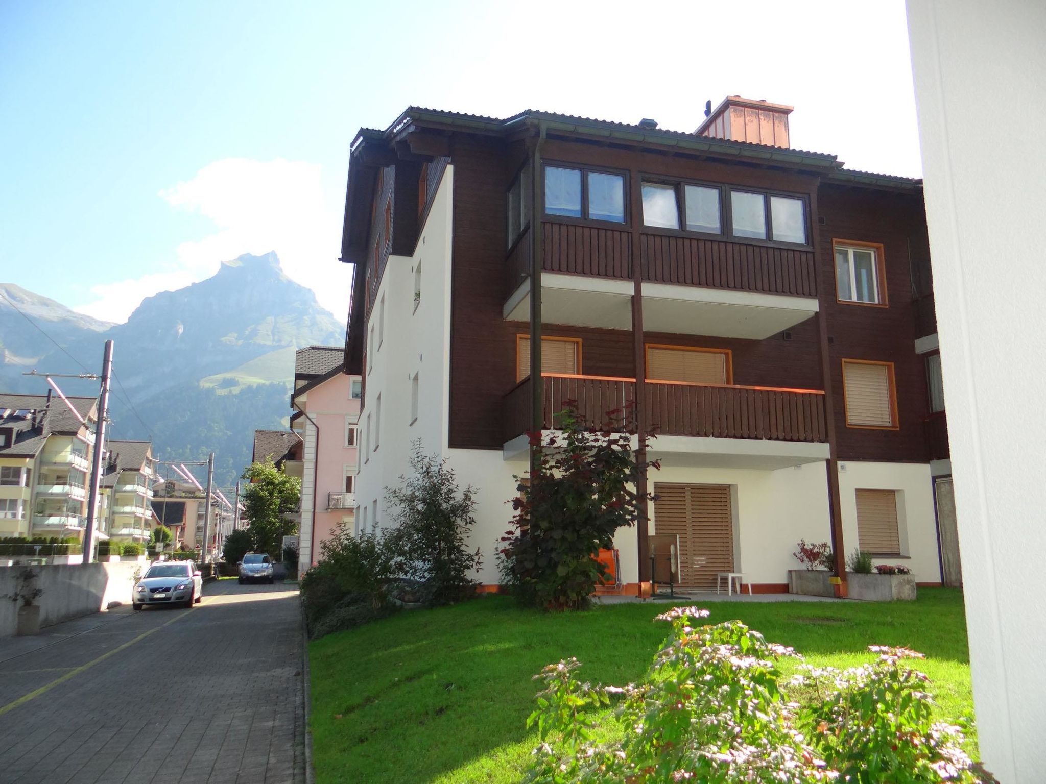 Foto 2 - Appartamento con 2 camere da letto a Engelberg con giardino