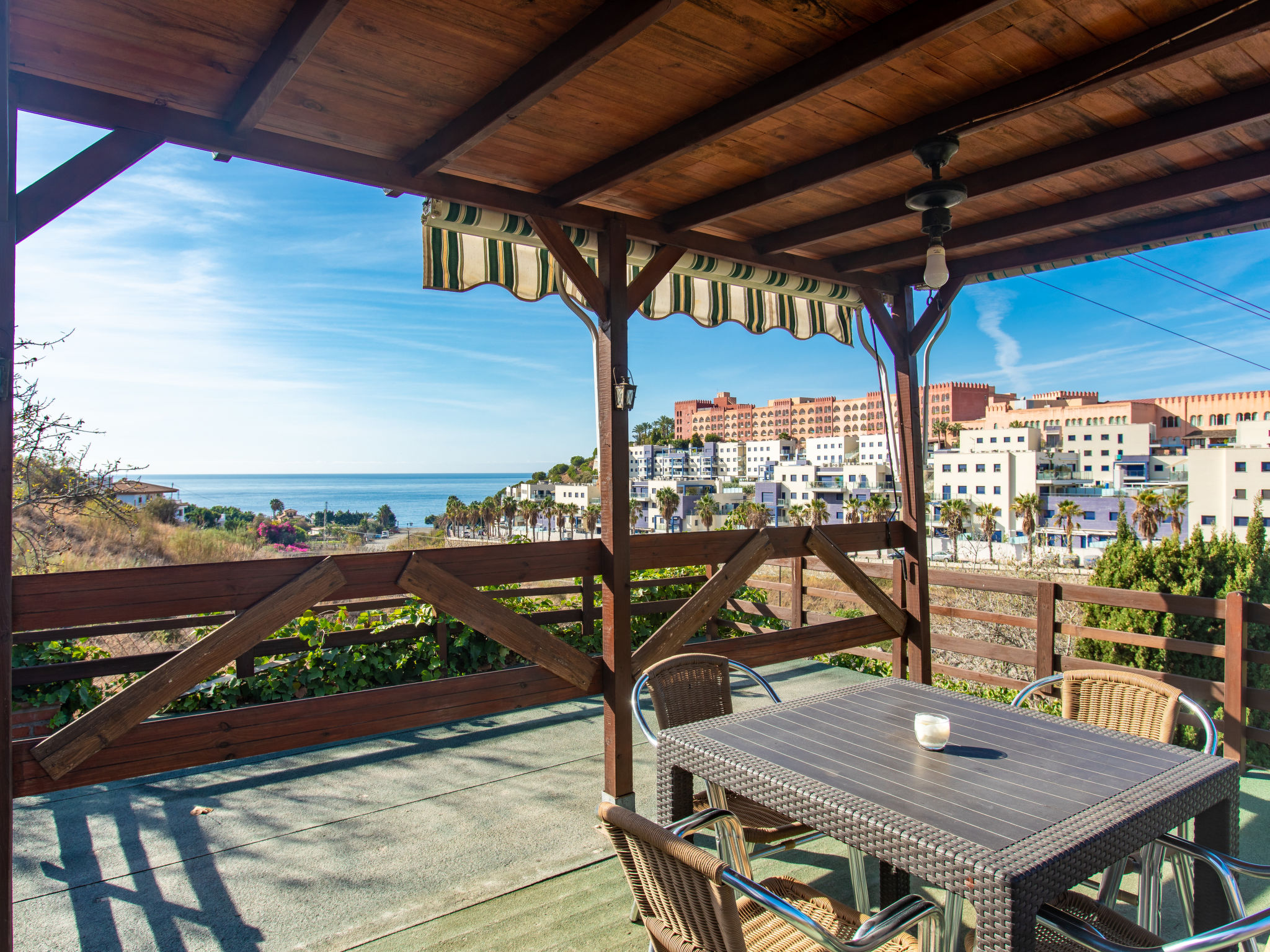 Foto 3 - Casa de 2 quartos em Almuñécar com piscina privada e terraço