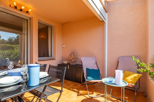 Foto 16 - Apartamento em Sainte-Maxime com piscina e jardim