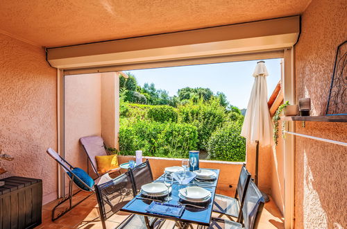 Foto 17 - Apartamento em Sainte-Maxime com piscina e jardim