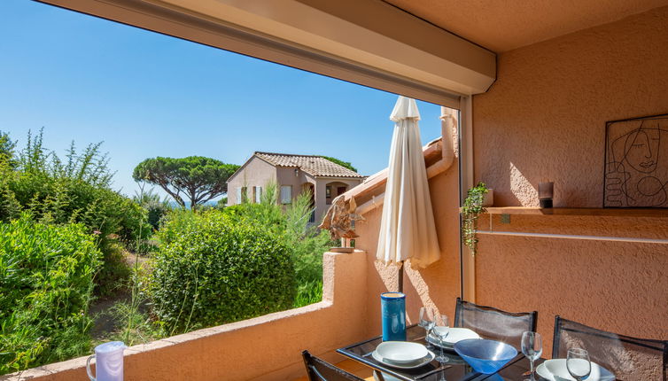 Foto 1 - Apartamento em Sainte-Maxime com piscina e jardim