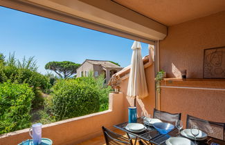 Foto 1 - Apartamento em Sainte-Maxime com piscina e jardim