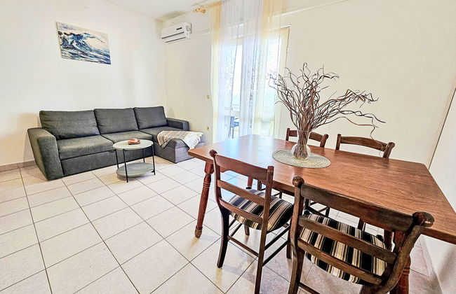 1 bedroom Apartment in Blato with terrace - Photo 3