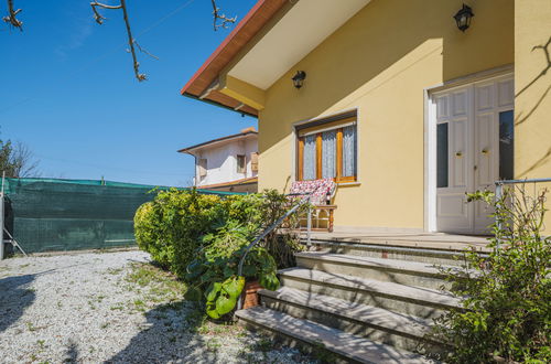 Photo 22 - Maison de 2 chambres à Pietrasanta avec jardin et vues à la mer