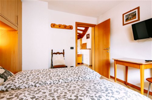 Foto 25 - Casa con 3 camere da letto a San Giovanni di Fassa-Sèn Jan con vista sulle montagne