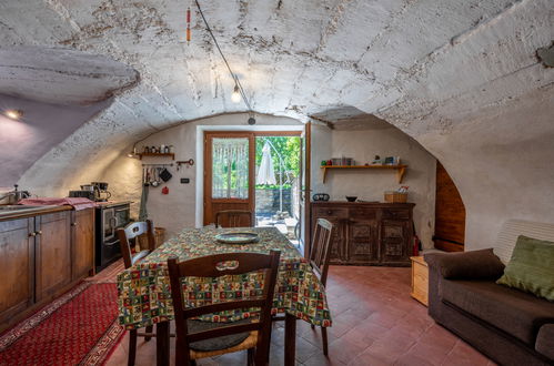 Photo 6 - Maison de 1 chambre à Roccabruna avec jardin et terrasse