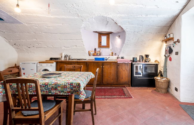 Casa de 2 quartos em Roccabruna com jardim e terraço - Foto 8