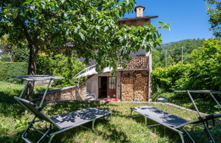 Photo 2 - Maison de 1 chambre à Roccabruna avec jardin et terrasse