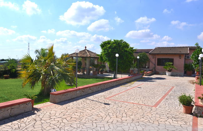 Haus mit 5 Schlafzimmern in Solarino mit privater pool und garten - Foto 25