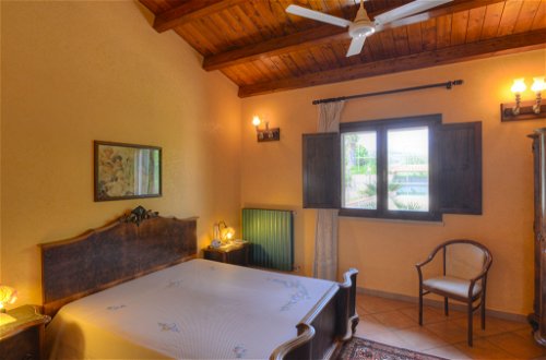 Photo 17 - 3 bedroom House in Solarino with private pool and garden