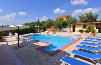 Foto 3 - Casa con 3 camere da letto a Solarino con piscina privata e giardino