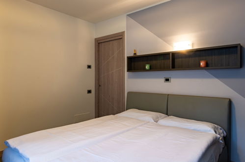 Foto 24 - Appartamento con 3 camere da letto a Novate Mezzola con giardino e vista sulle montagne