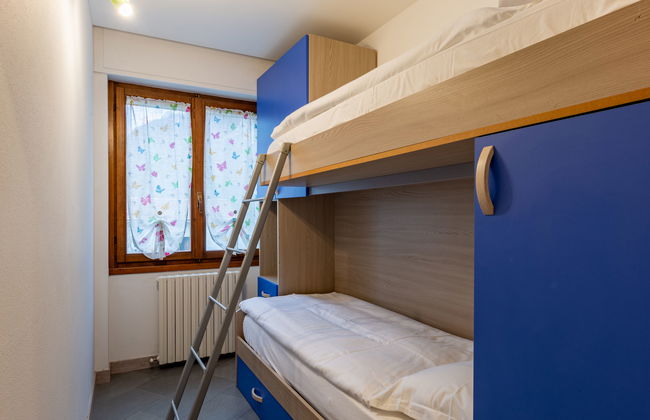 Appartement de 4 chambres à Novate Mezzola avec jardin - Photo 22