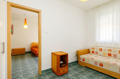 Photo 12 - Appartement de 3 chambres à Balatonőszöd avec vues sur la montagne