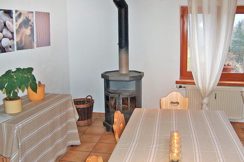 Photo 7 - 3 bedroom Apartment in Clos du Doubs with garden