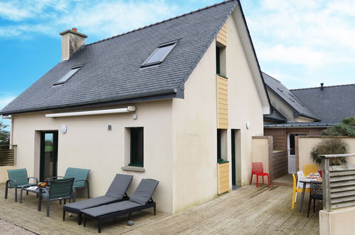 Photo 8 - Maison de 3 chambres à Guimaëc avec piscine privée et vues à la mer