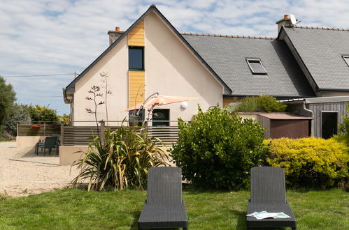 Foto 1 - Casa de 3 quartos em Guimaëc com piscina privada e jardim