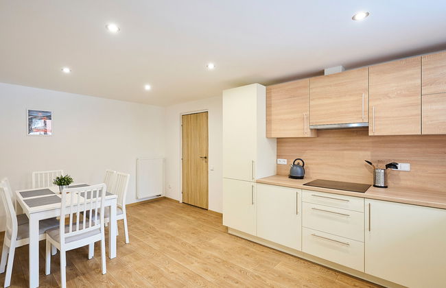 Apartamento de 2 quartos em Desná com piscina e jardim - Foto 17