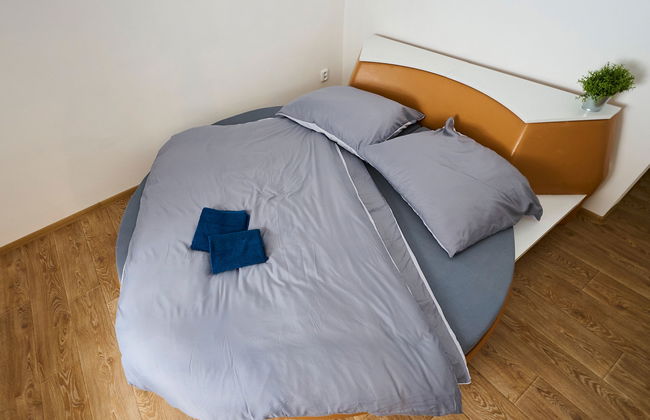 Apartamento de 2 quartos em Desná com piscina e jardim - Foto 12