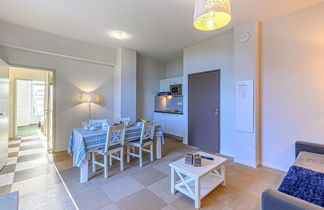 Foto 3 - Appartamento con 1 camera da letto a Baden con piscina e vista mare