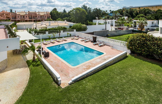 Casa de 4 quartos em Albufeira com piscina privada e jardim - Foto 40
