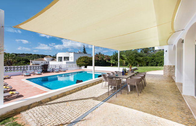 Casa de 4 quartos em Albufeira com piscina privada e jardim - Foto 45