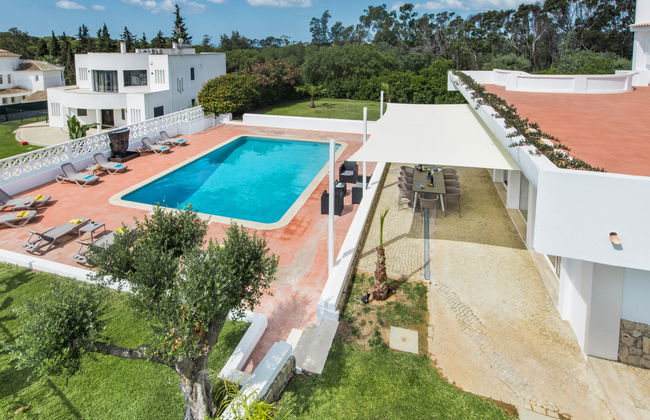 Casa de 4 quartos em Albufeira com piscina privada e jardim - Foto 39