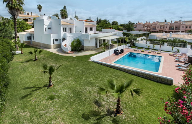 Casa de 4 quartos em Albufeira com piscina privada e jardim - Foto 34