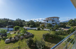 Foto 3 - Apartamento de 1 habitación en Porto-Vecchio con piscina y vistas al mar