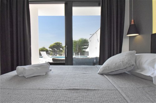 Foto 4 - Casa con 3 camere da letto a Makarska con piscina privata e vista mare