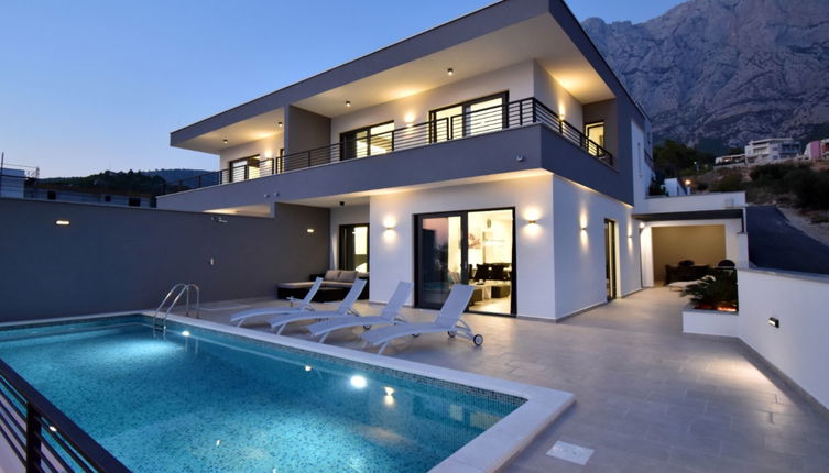 Foto 1 - Haus mit 3 Schlafzimmern in Makarska mit privater pool und blick aufs meer