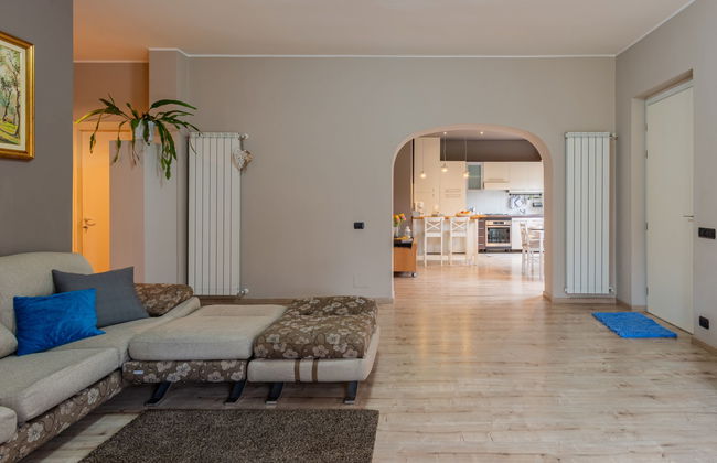 Apartamento de 2 quartos em Leggiuno com jardim e terraço - Foto 8