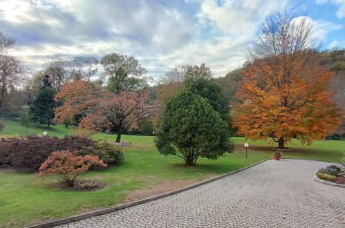 Foto 23 - Apartamento de 2 quartos em Leggiuno com jardim e vista para a montanha