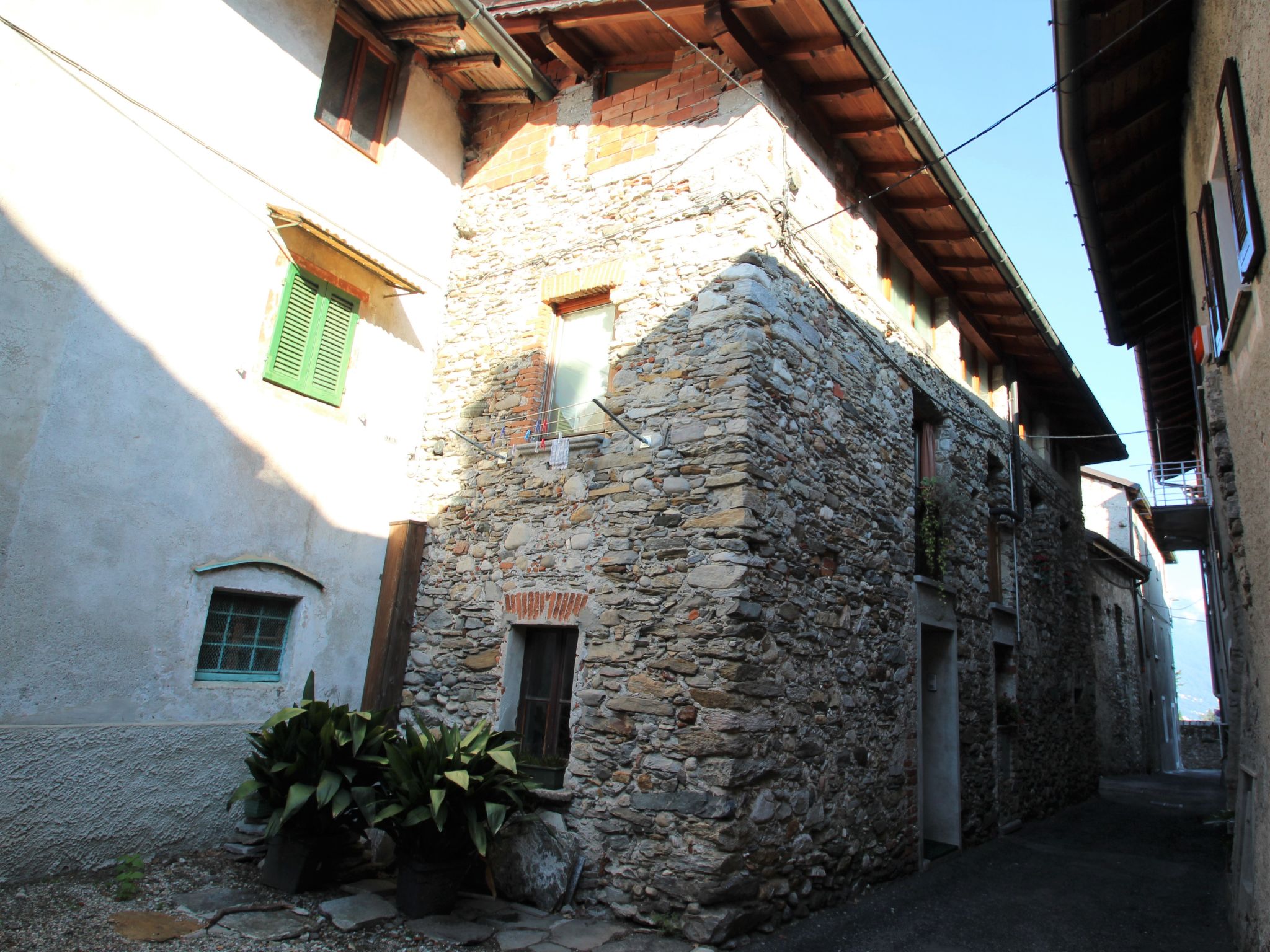 Foto 21 - Haus mit 2 Schlafzimmern in Castelveccana mit blick auf die berge