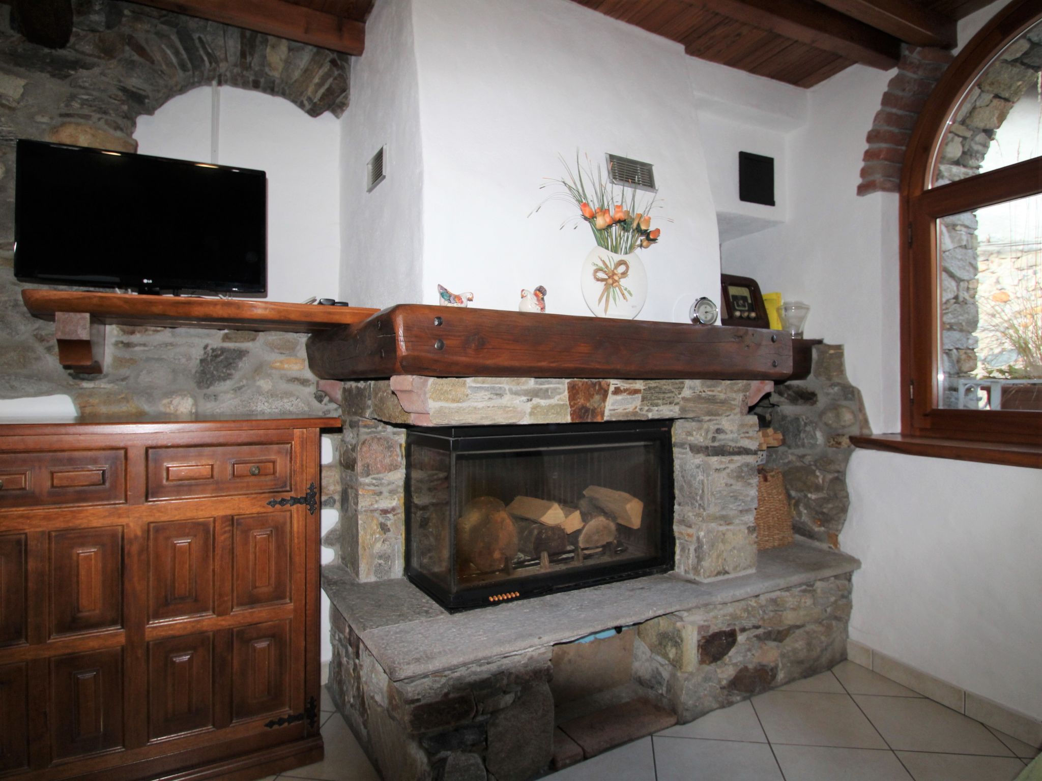 Foto 5 - Casa de 2 quartos em Castelveccana com vista para a montanha