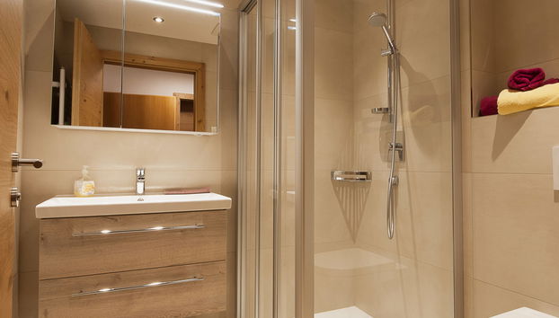 Apartment mit 2 Schlafzimmern in Längenfeld mit schwimmbad und terrasse - Foto 4