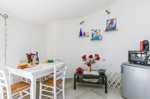 Foto 9 - Apartamento de 1 quarto em Rosignano Marittimo com jardim e vistas do mar
