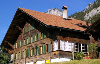 Photo 1 - Appartement de 5 chambres à Boltigen avec jardin