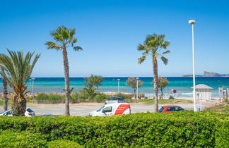 Photo 2 - Apartment in Saint-Cyr-sur-Mer with terrace