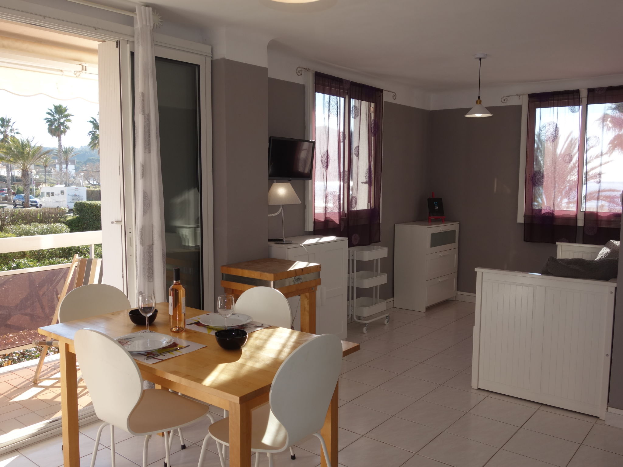 Foto 3 - Apartamento en Saint-Cyr-sur-Mer con terraza y vistas al mar