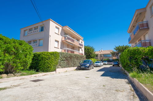 Foto 19 - Apartment in Saint-Cyr-sur-Mer mit terrasse