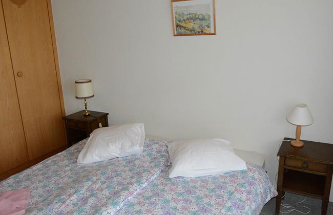 2 bedroom Apartment in Saanen - Photo 9