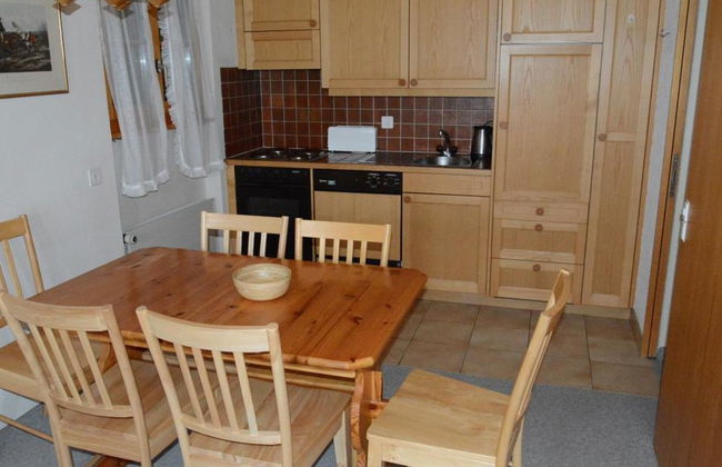 2 bedroom Apartment in Saanen - Photo 11