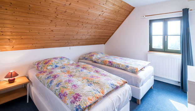 Casa de 3 quartos em Černý Důl com piscina e jardim - Foto 5