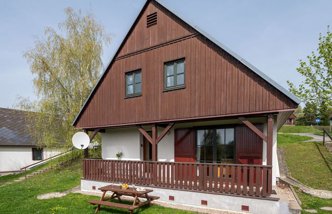 Casa de 3 quartos em Černý Důl com piscina e jardim - Foto 25