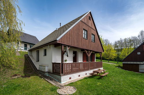 Foto 28 - Haus mit 3 Schlafzimmern in Černý Důl mit schwimmbad und blick auf die berge