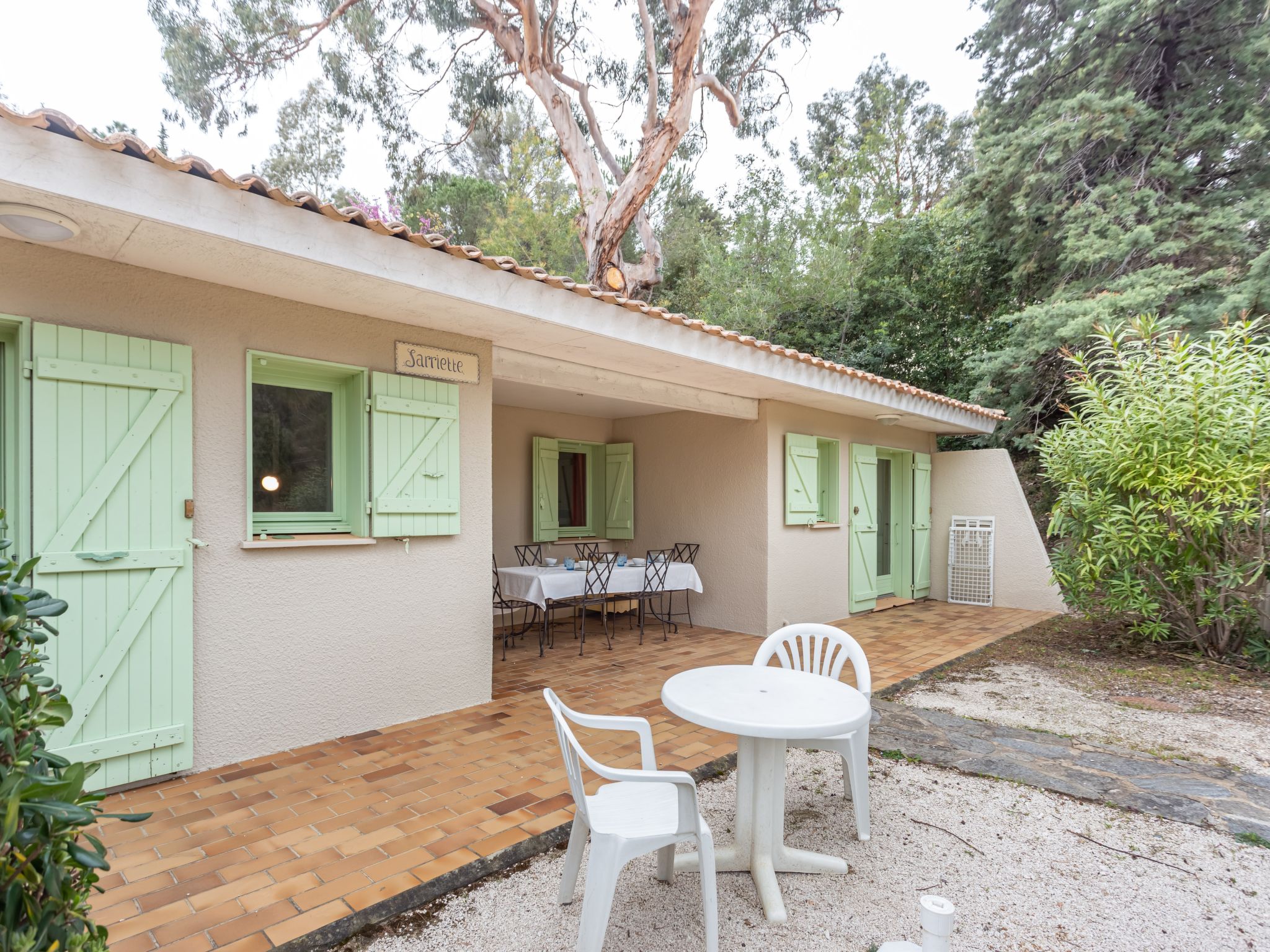 Photo 23 - Appartement de 3 chambres à Le Lavandou avec piscine et jardin