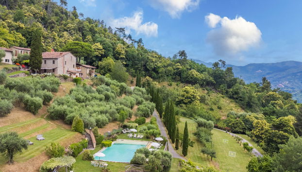 Apartamento de 2 quartos em Pescia com piscina e jardim - Foto 3